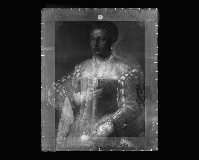 X-radiograph of Portrait of a woman in a green dress